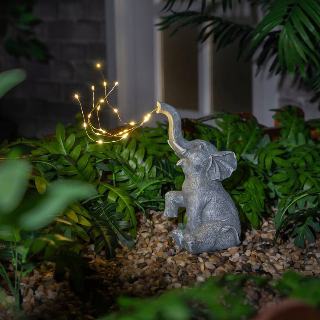 Elephant Solar Garden Light Ornament Decoration 25 Warm White LED