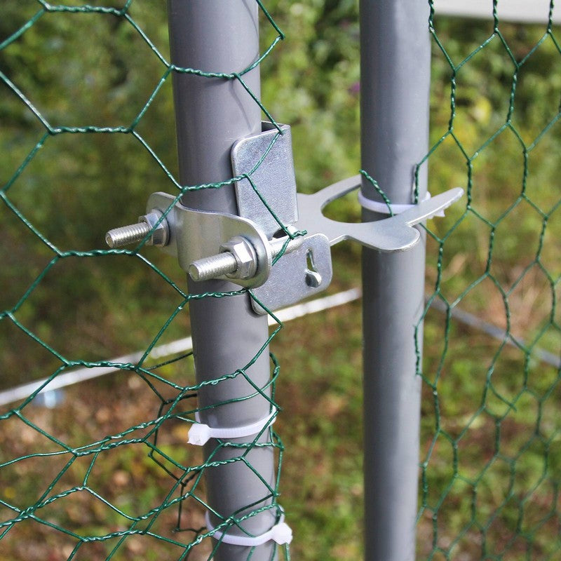 Raven Raven Roam 9' 10" x 6' 6" Apex Chicken Run - Classic