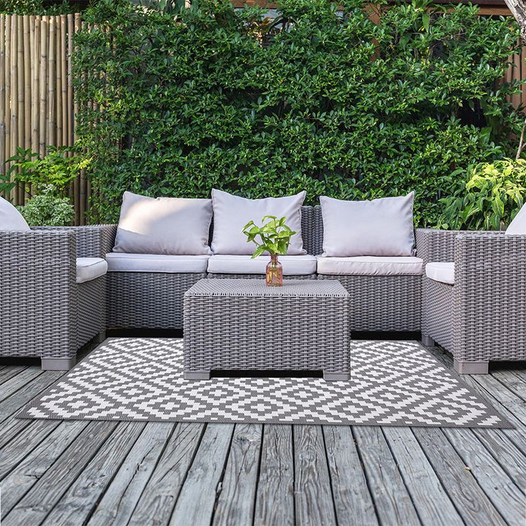 Garden Rugs – Cherry Lane