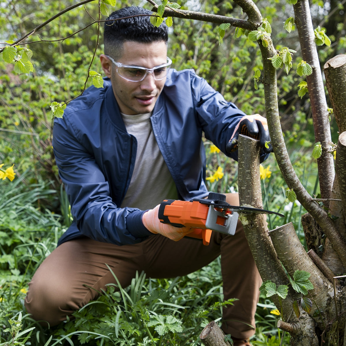 20V Cordless Mini Pruning Saw LS C13 - By Yard Force