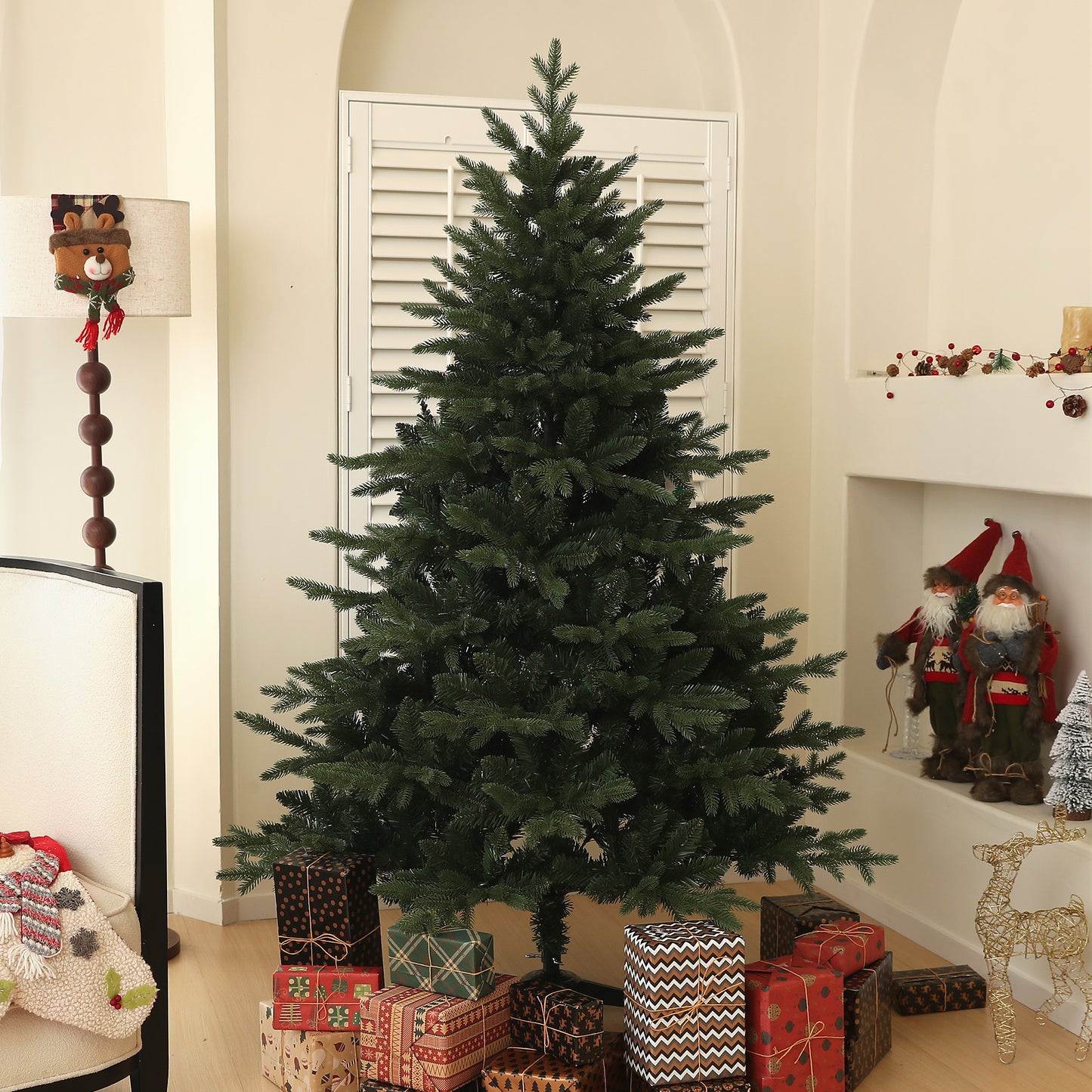 6ft Christmas Tree Artificial - Dark Green  1696 Tips