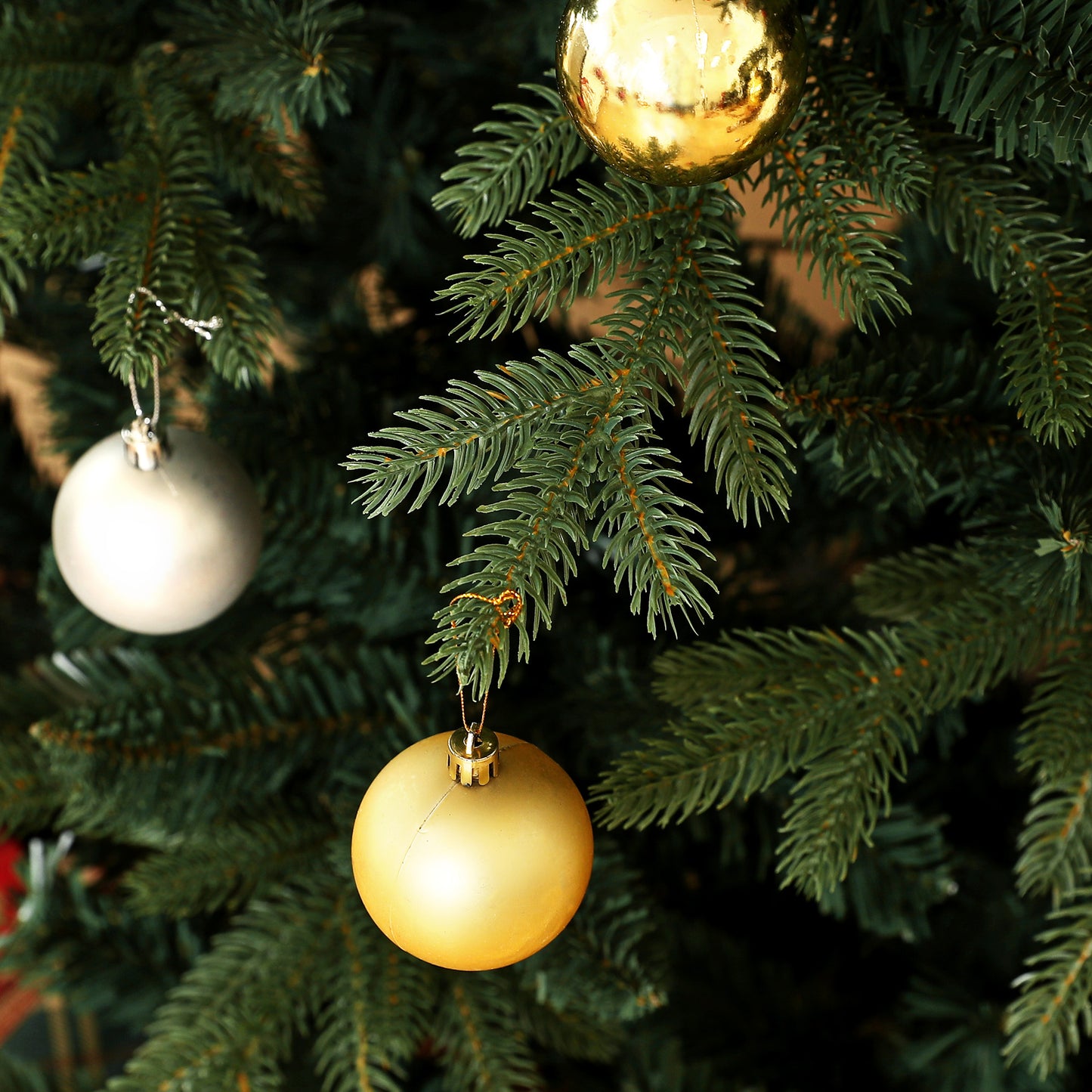 7ft Christmas Tree Artificial - Dark Green  3116 Tips