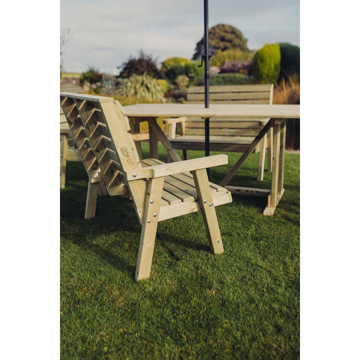 Clover Garden Patio Dining Set by Churnet Valley - 6 Seats - CLOT102