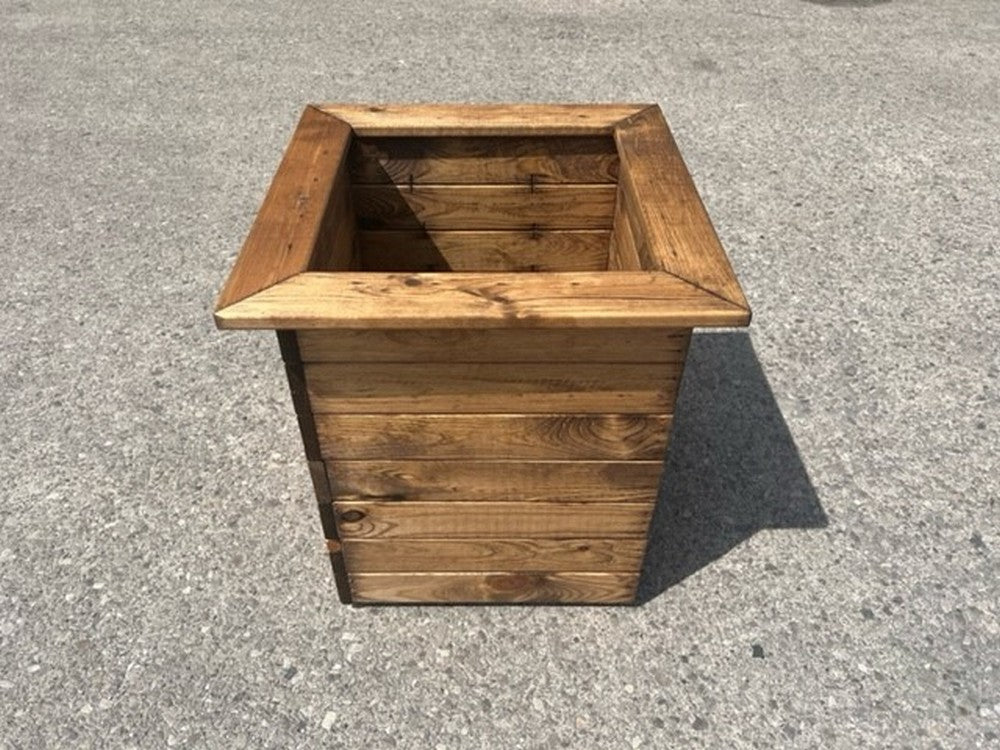 Windsor Garden Planter by Charles Taylor