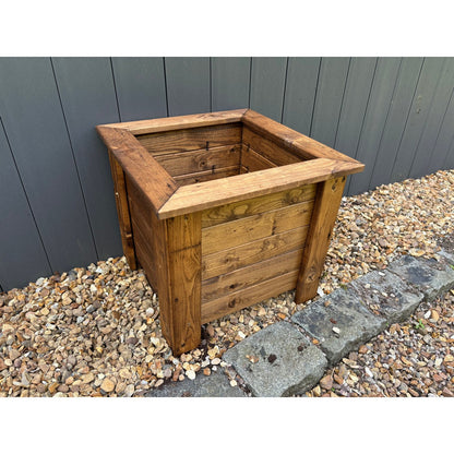 Prestbury Garden Planter by Charles Taylor
