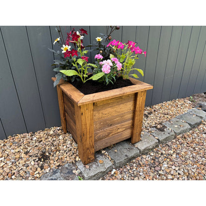 Prestbury Garden Planter by Charles Taylor