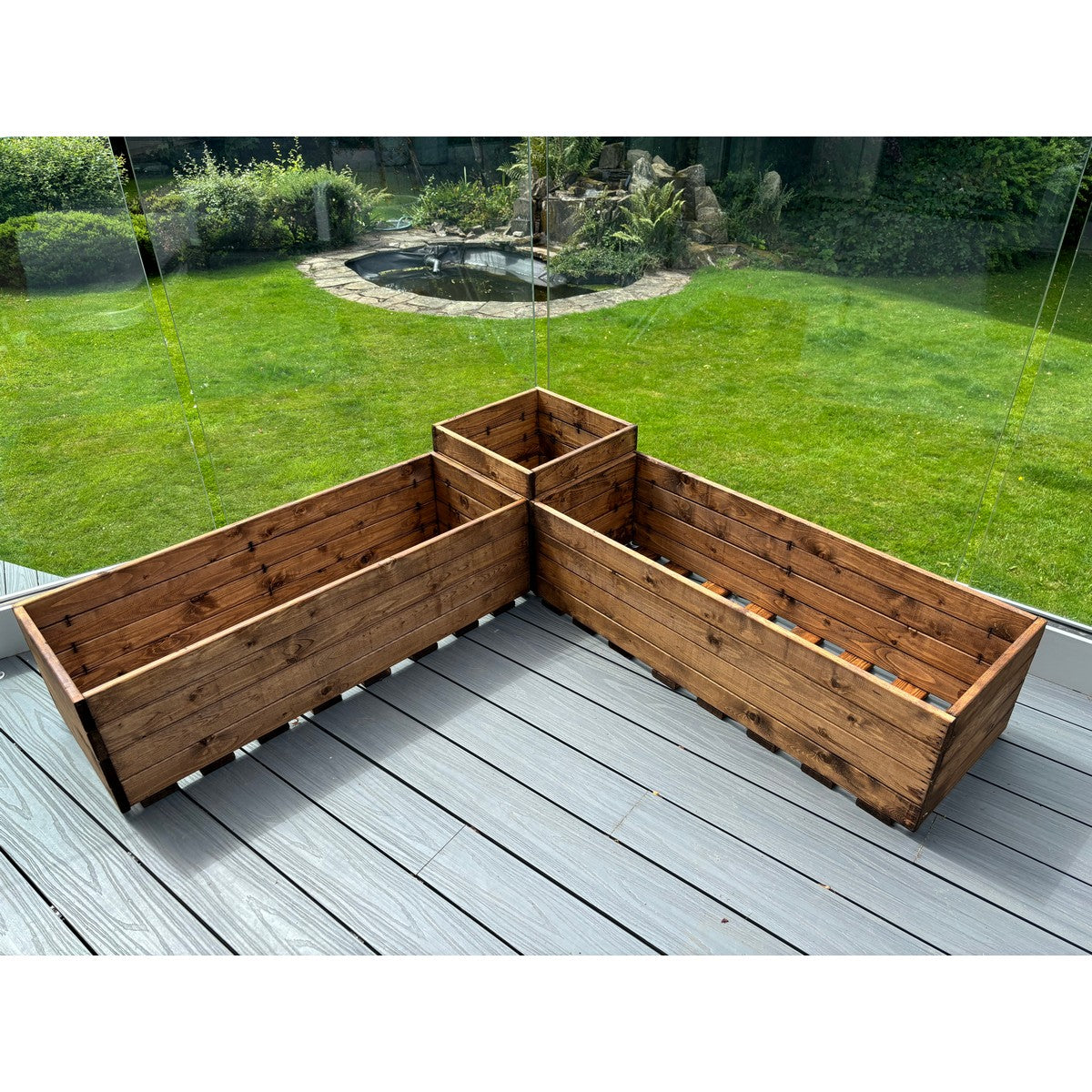 Berwick Garden Planter by Charles Taylor