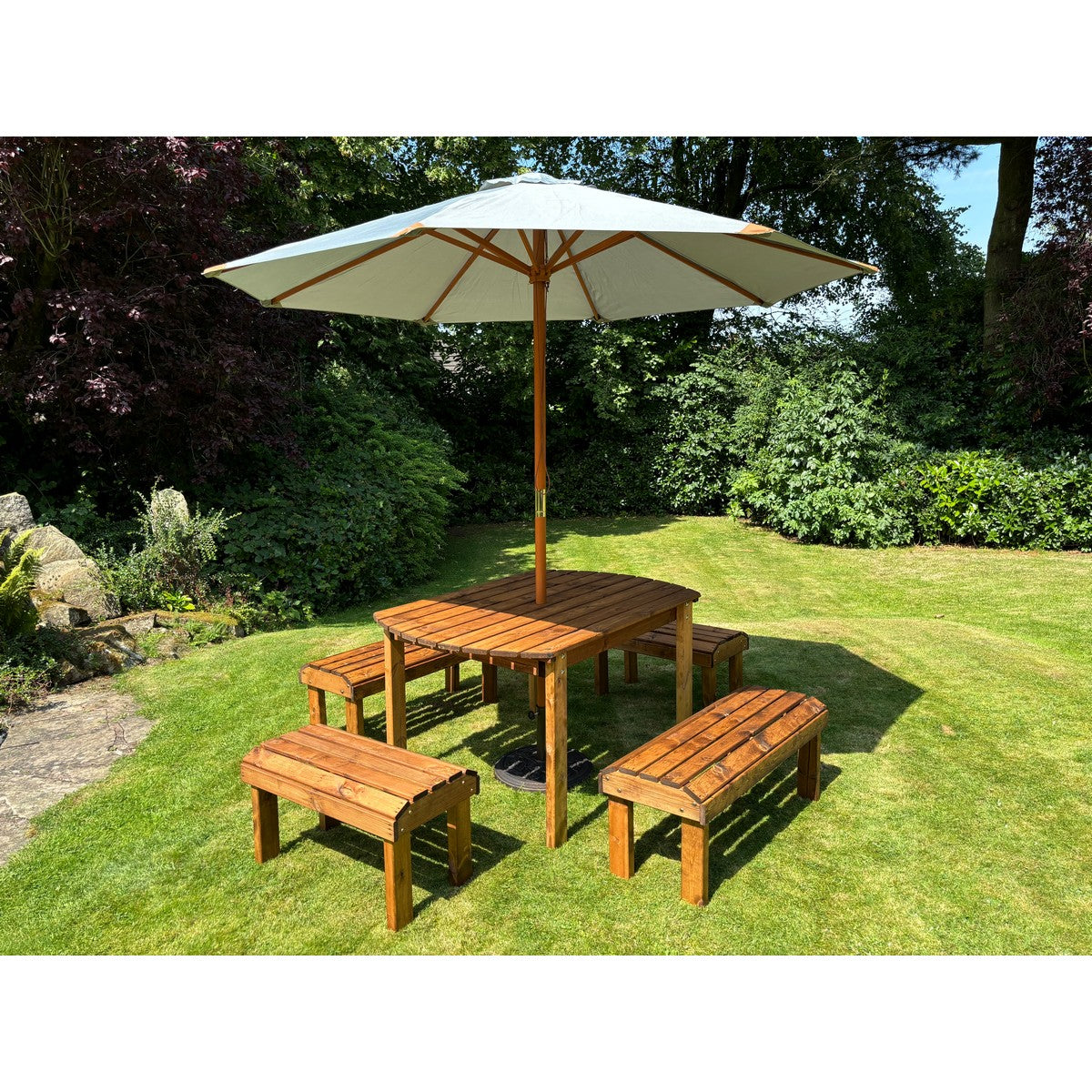 Knights Garden Patio Dining Set by Charles Taylor - 6 Seats