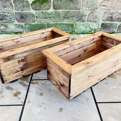 Charles Taylor Scandinavian Redwood Garden Planter Set by Charles Taylor