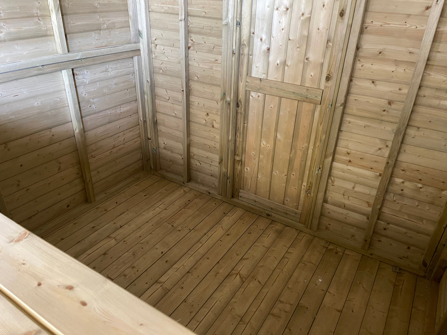 Standard Garden Chalet 2.7M wide x 2.4M deep by Churnet Valley - XCH11