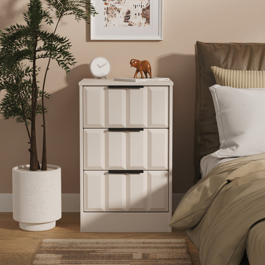 New York C Bedside Table Off-white 3 Drawers 45cm