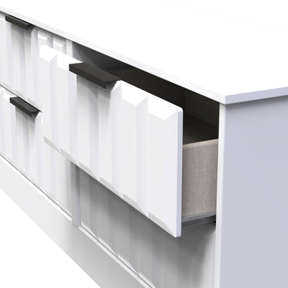 New York C Large Chest of Drawers White 4 Drawers 115cm