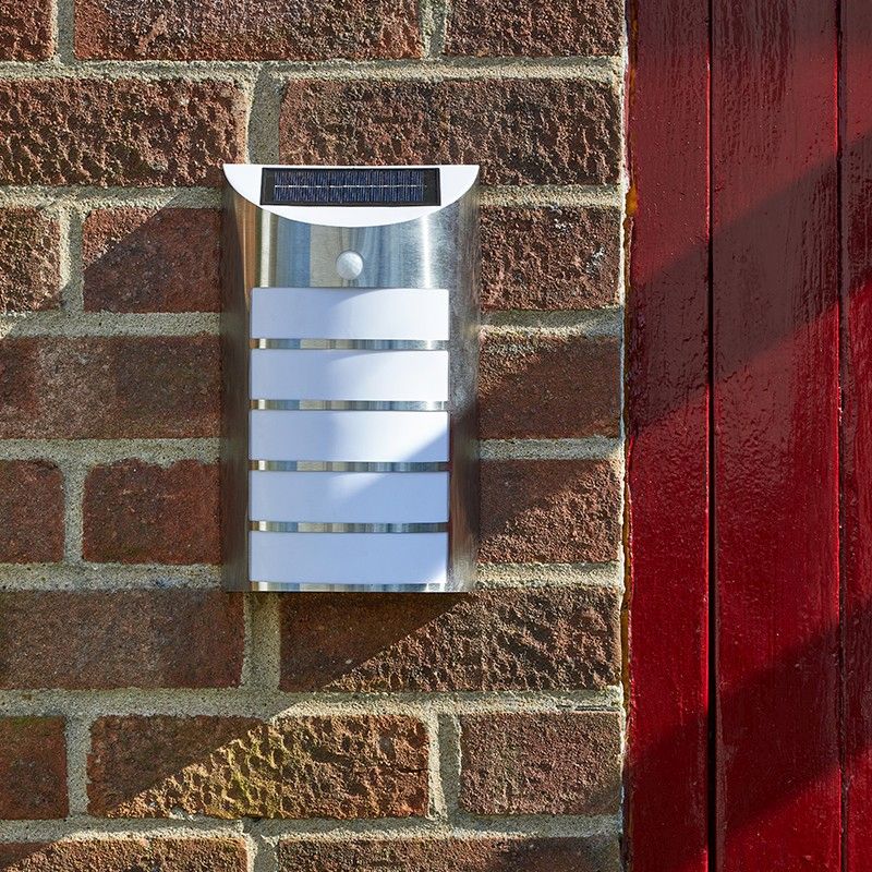 Solar Garden Security Wall Light 5 White LED - 26.5cm by Smart Solar