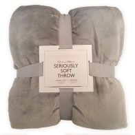 See more information about the Light Grey 150x200 Seriously Soft Throw