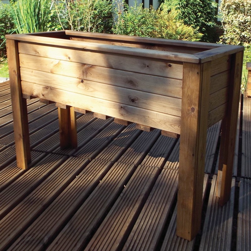 Wiltshire Garden Planter by Charles Taylor